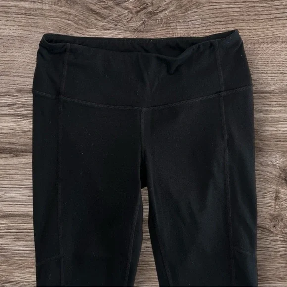Athleta Mind Over Mat Capri Black Sz: S - Picture 2 of 16